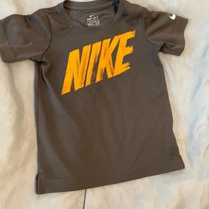 Nike dri fit boys shirt